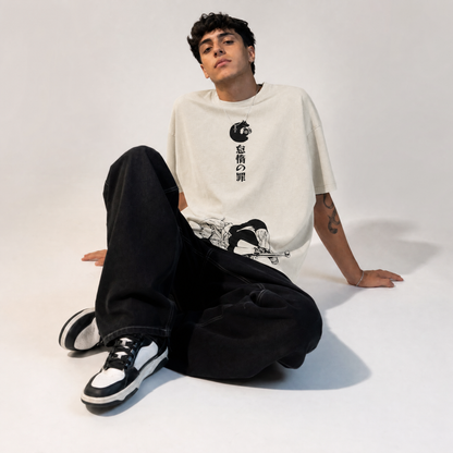 Crown & Claws Oversize Vintage Tee