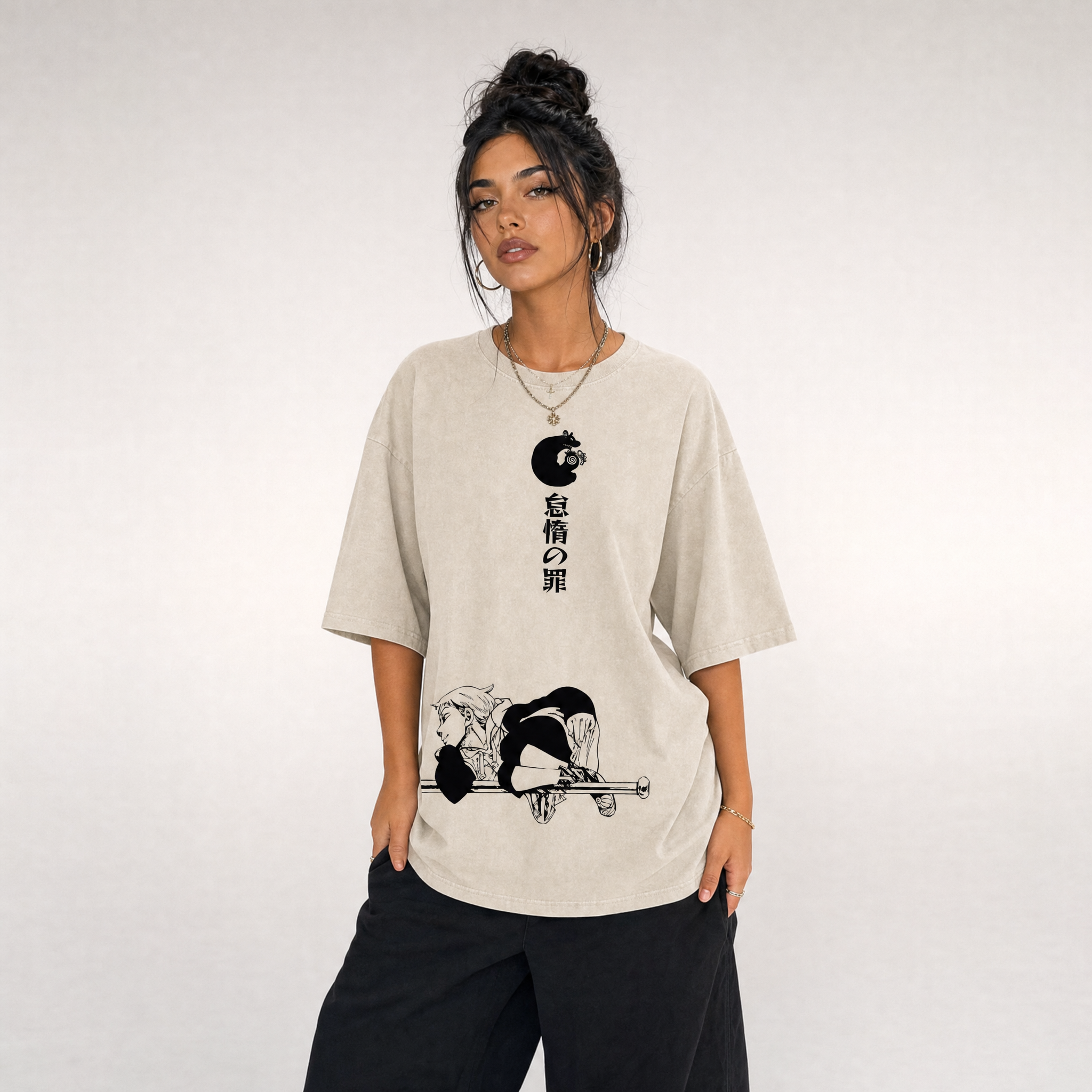 Crown & Claws Oversize Vintage Tee